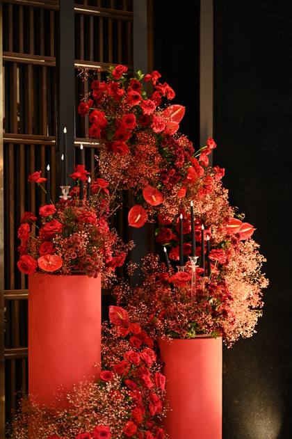 Floral detail and Photo-op — Reception decor — JW Marriott